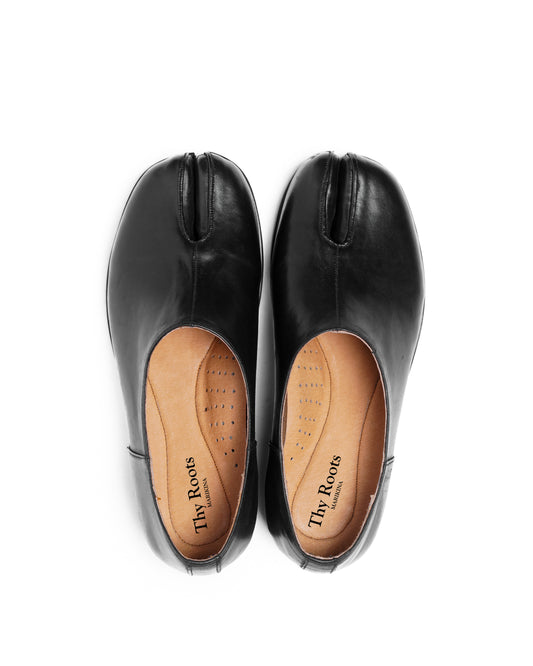 CUDI - TABI SLIP ONS IN BLACK