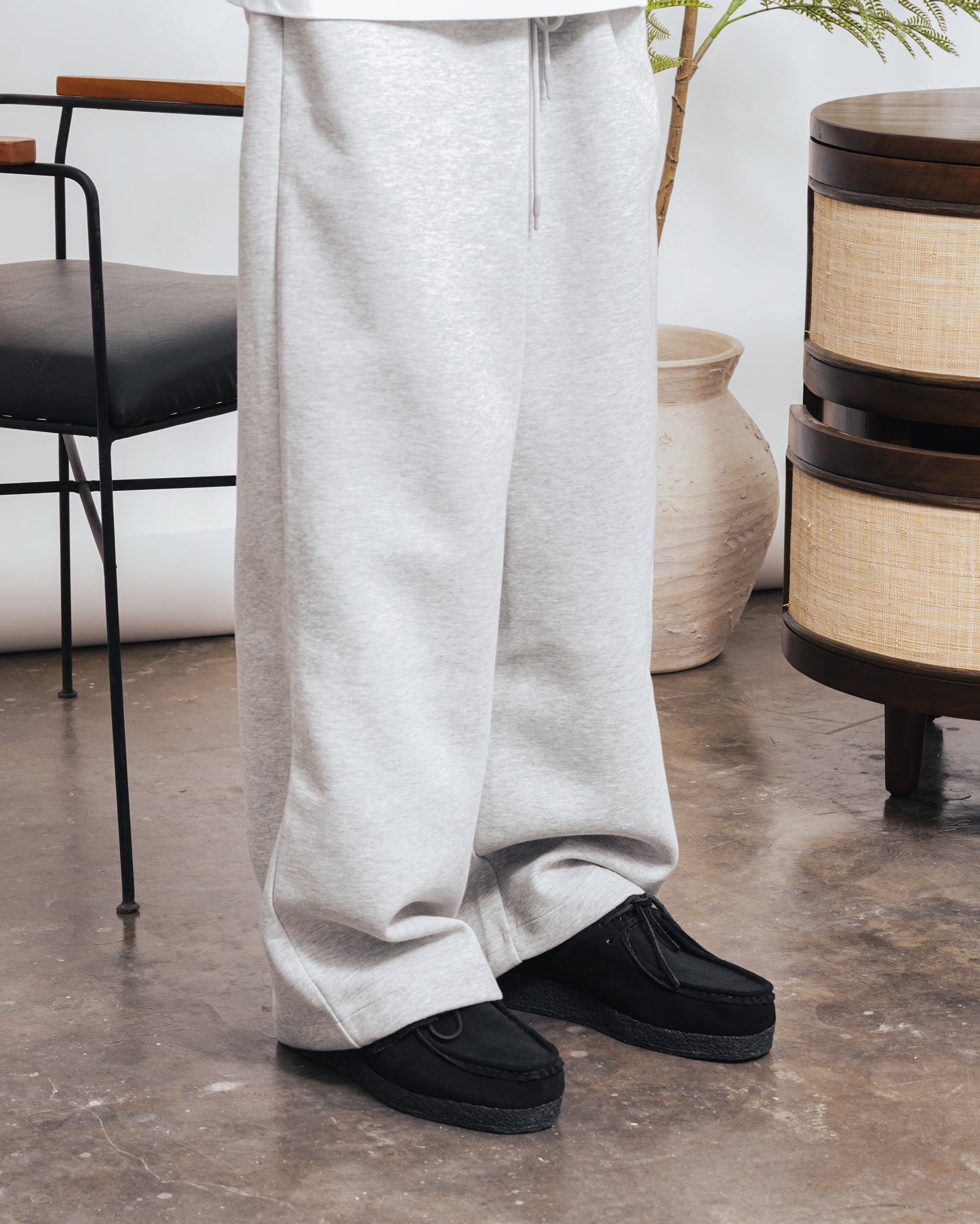 Thy Wallabees in Black