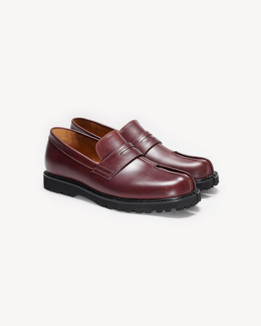 Travis - Tabi Loafers in Chestnut
