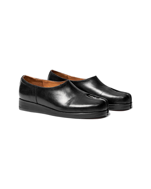 CUDI - TABI SLIP ONS IN BLACK