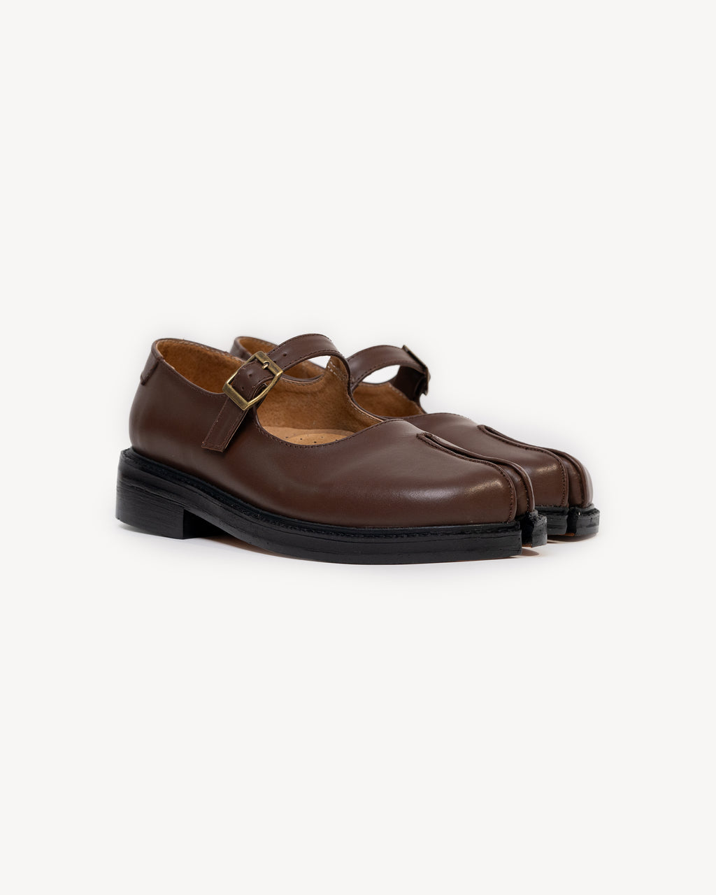 Jenna - Tabi Janes In Brown