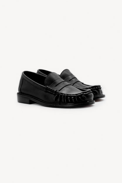 Rouche Loafers in Black