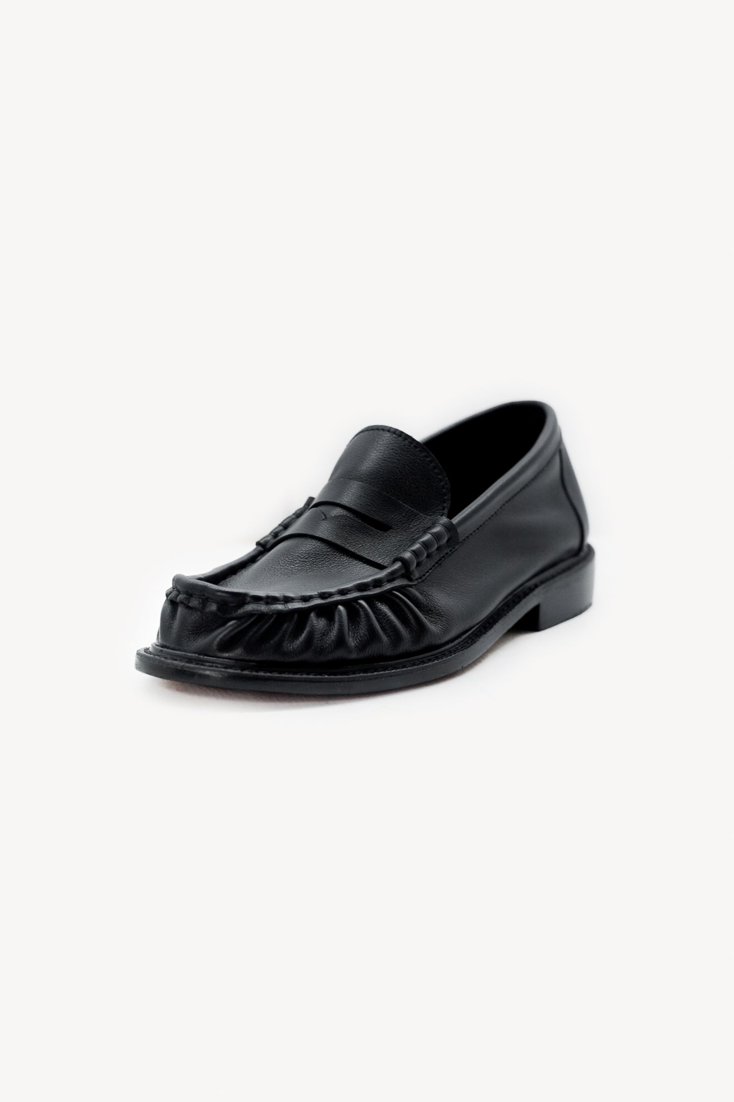 Rouche Loafers in Black
