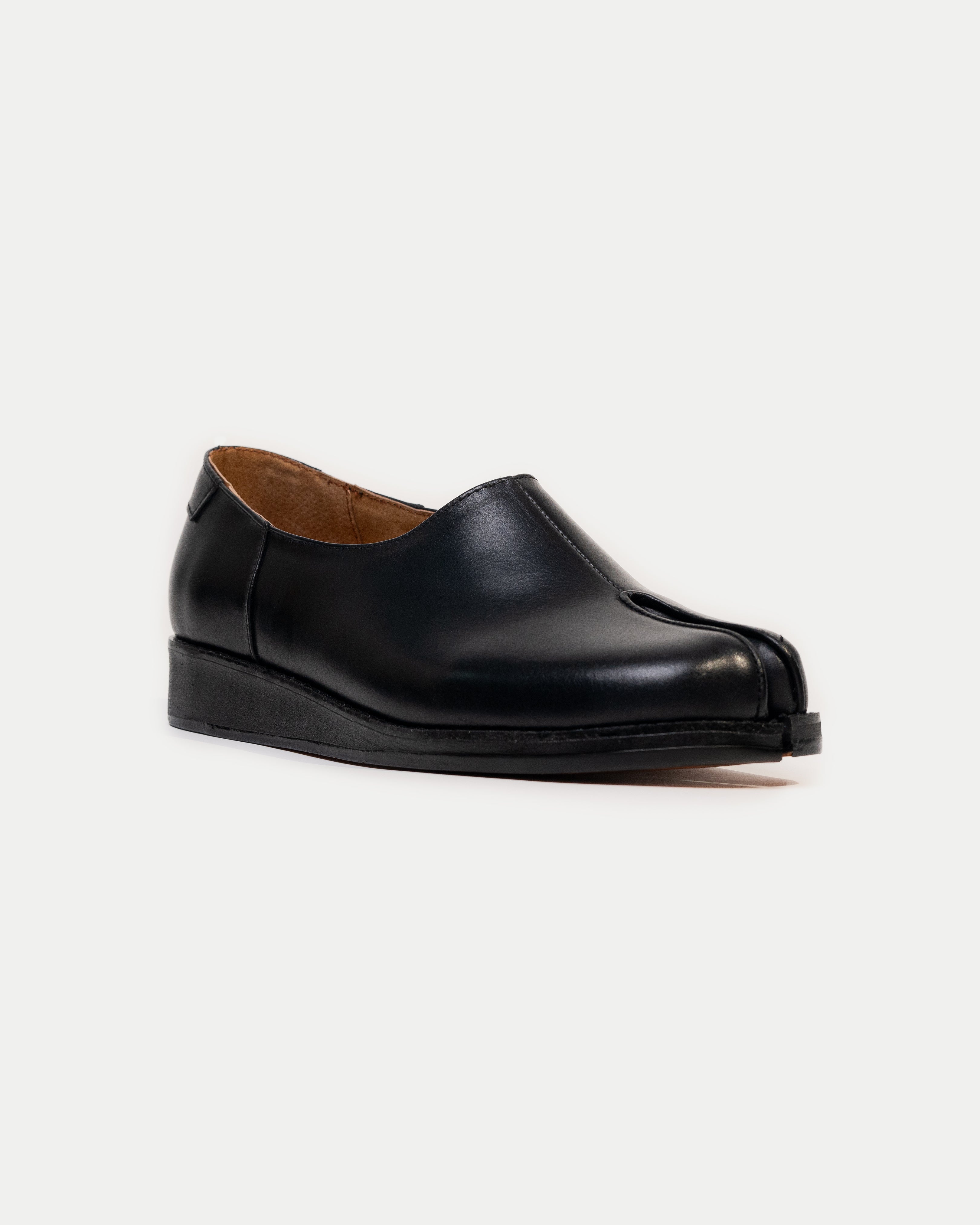 Cudi - Tabi Slip-ons in Black