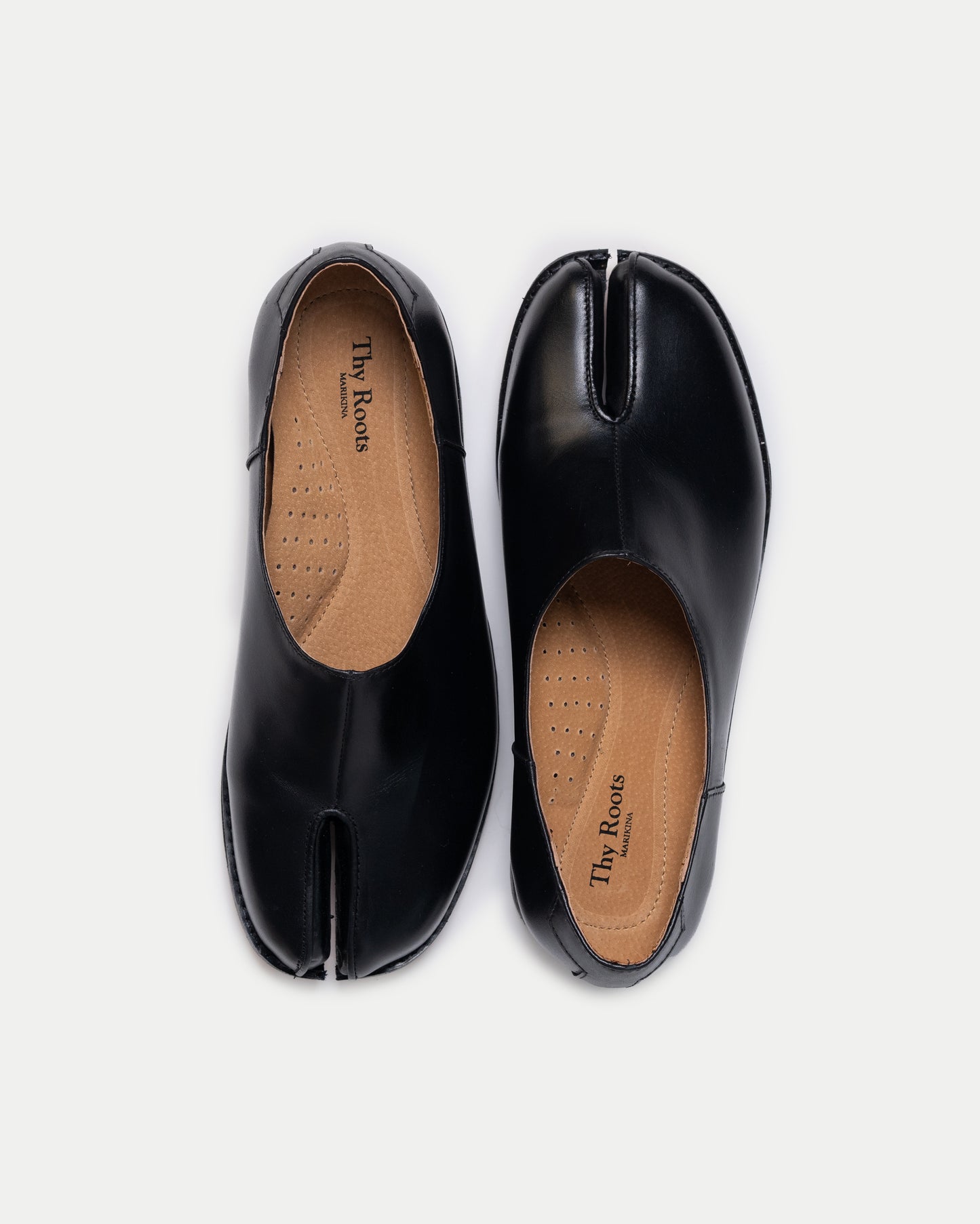 Cudi - Tabi Slip-ons in Black