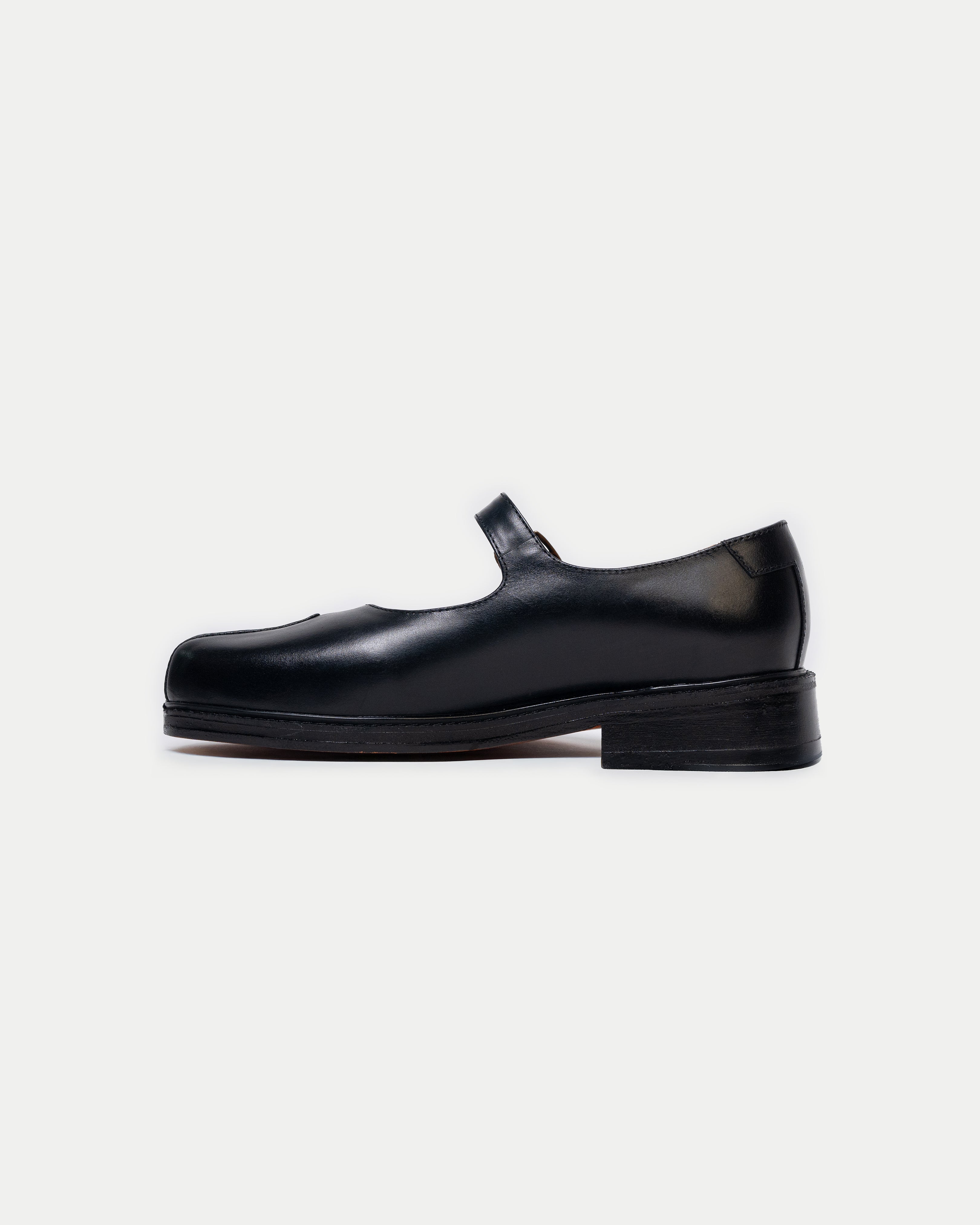Jenna - Tabi Janes In Black